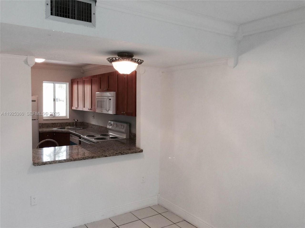 2780 W 76th St, Unit 205, Hialeah, FL 33016 Photo