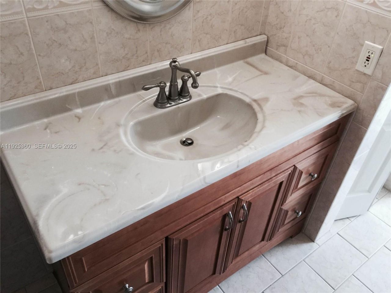 2780 W 76th St, Unit 205, Hialeah, FL 33016 Photo