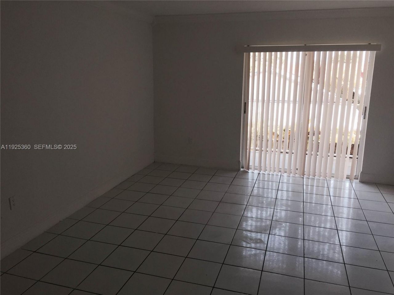 2780 W 76th St, Unit 205, Hialeah, FL 33016 Photo