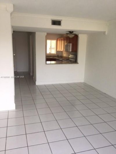 2780 W 76th St, Unit 205, Hialeah, FL 33016 Photo