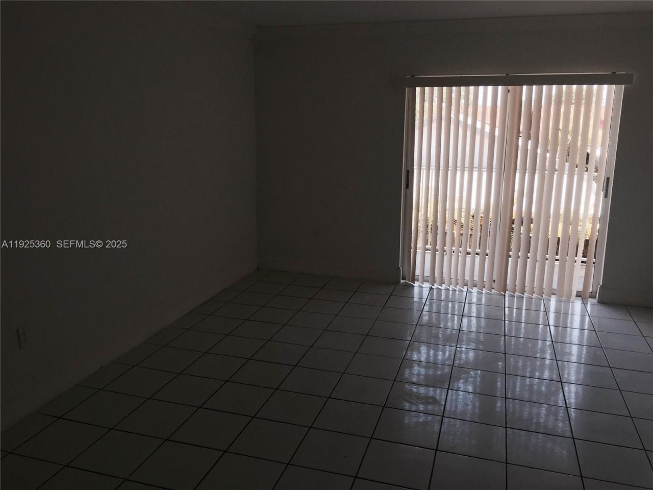 2780 W 76th St, Unit 205, Hialeah, FL 33016 Photo