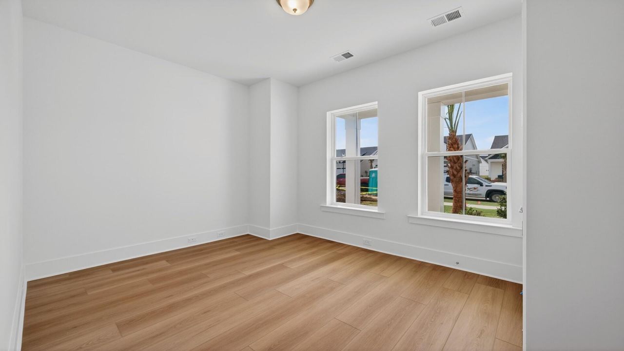 504 Ocean Mist Way Photo 4