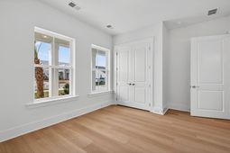 504 Ocean Mist Way photo 4