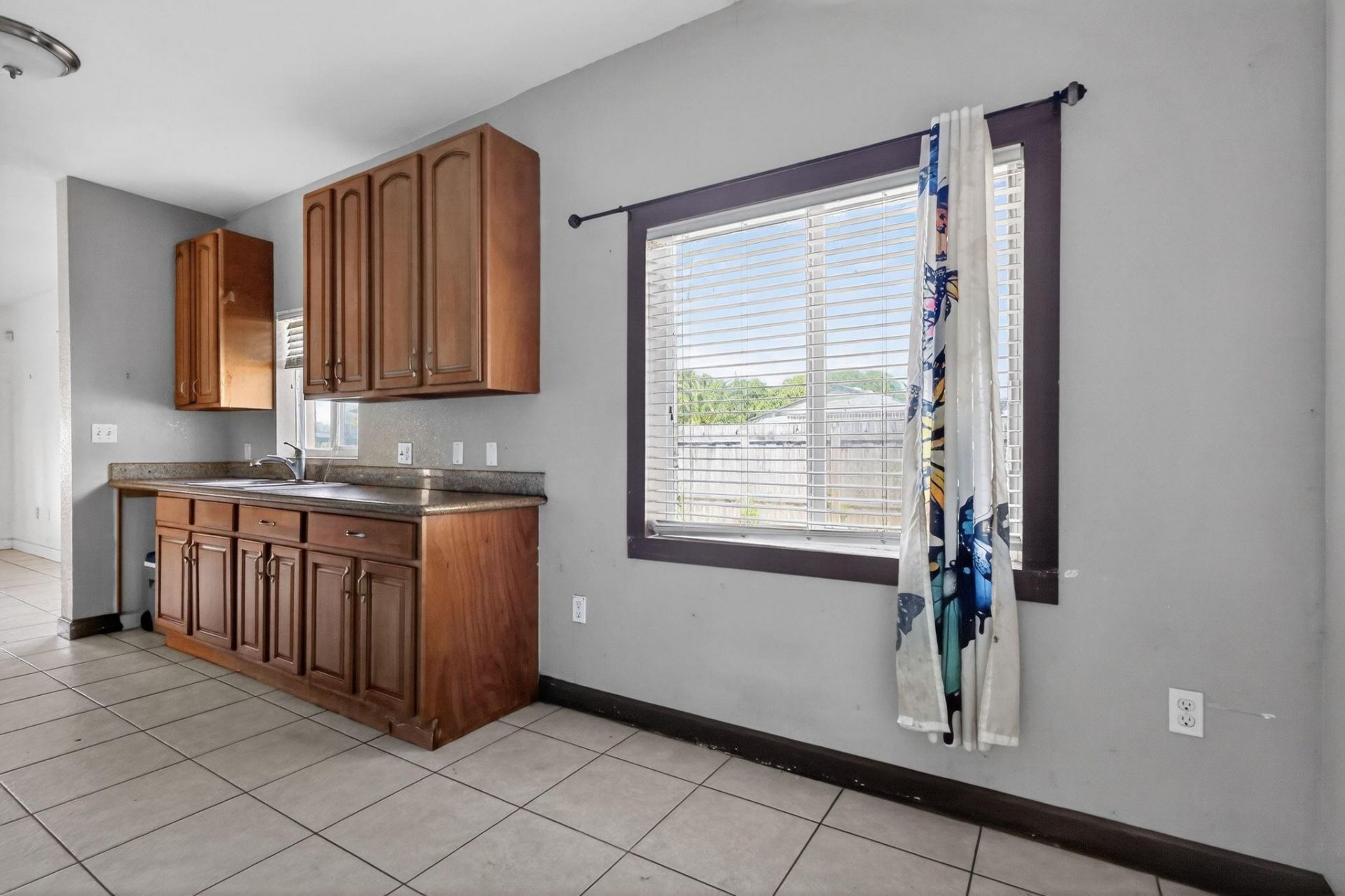 6351 NW 31st Ct, Miami, FL 33147 Photo