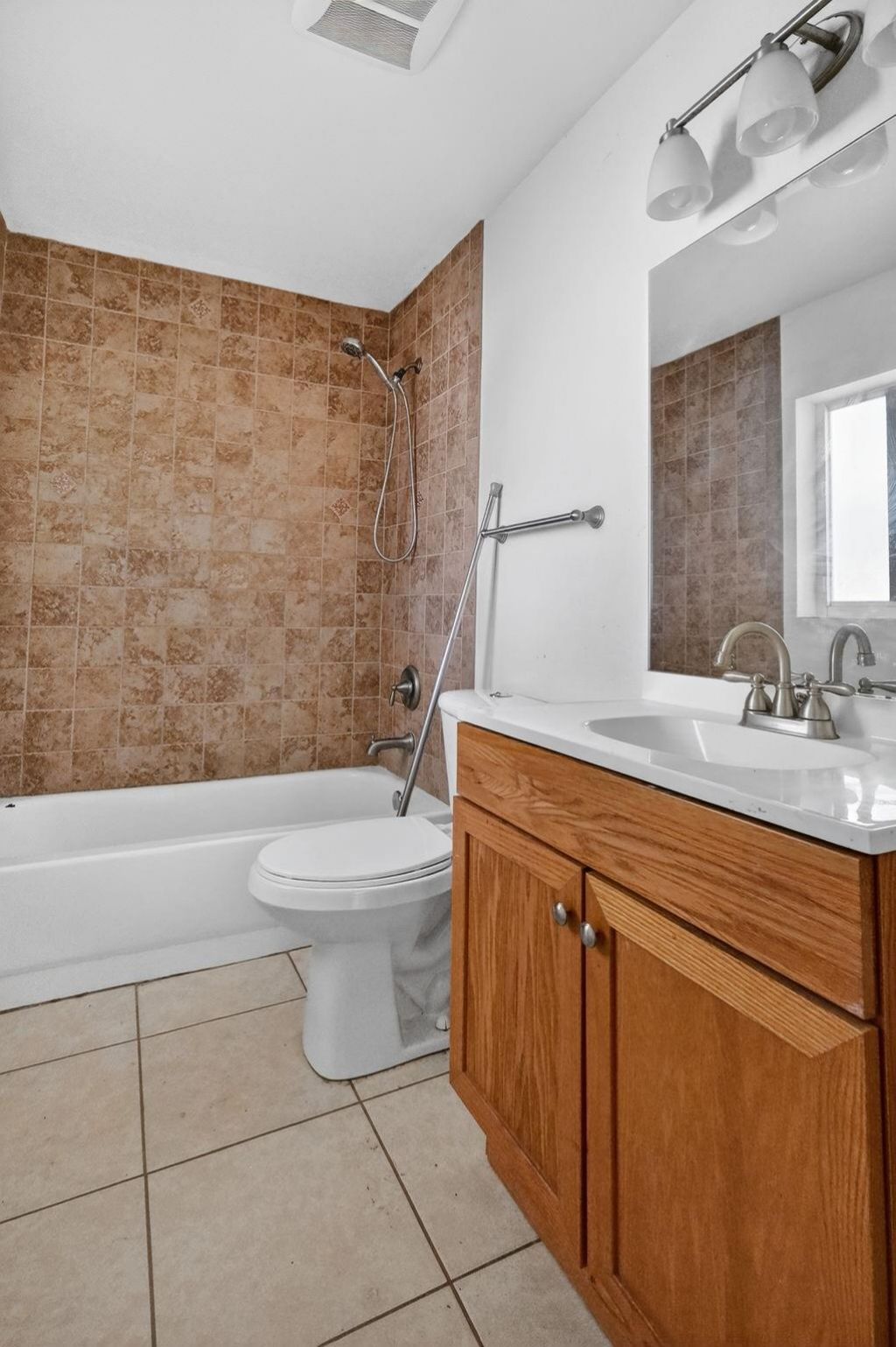 6351 NW 31st Ct, Miami, FL 33147 Photo