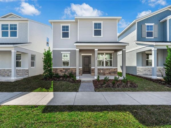 527 ORIENT AVENUE, DEBARY, FL 32713