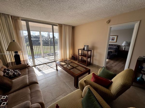 3671 Environ Blvd, Unit 369, Lauderhill, FL 33319