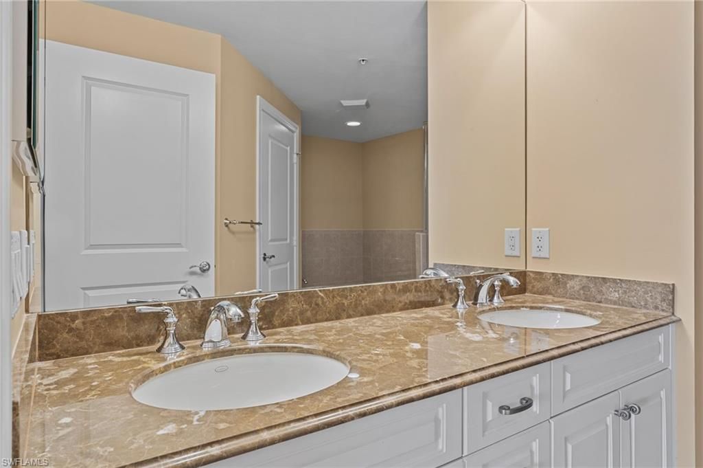 5793 Cape Harbour Dr, Unit 615, Cape Coral, FL 33914 Photo