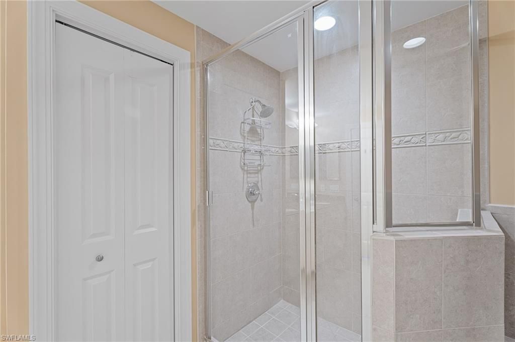 5793 Cape Harbour Dr, Unit 615, Cape Coral, FL 33914 Photo