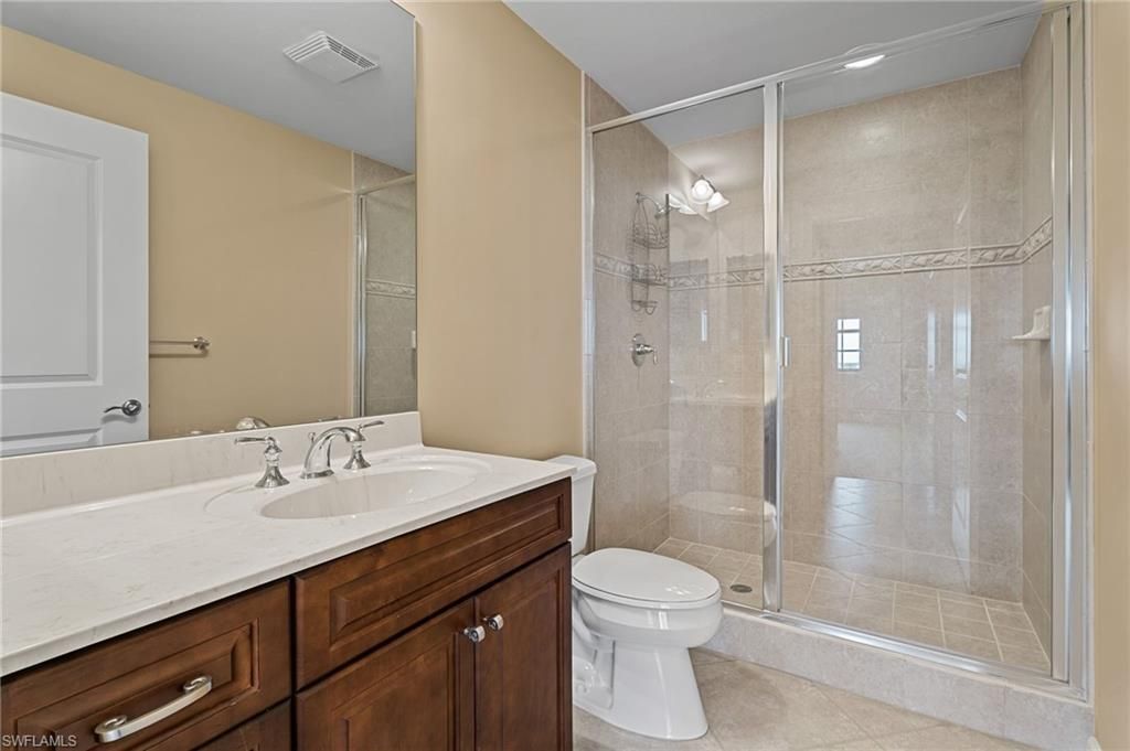 5793 Cape Harbour Dr, Unit 615, Cape Coral, FL 33914 Photo