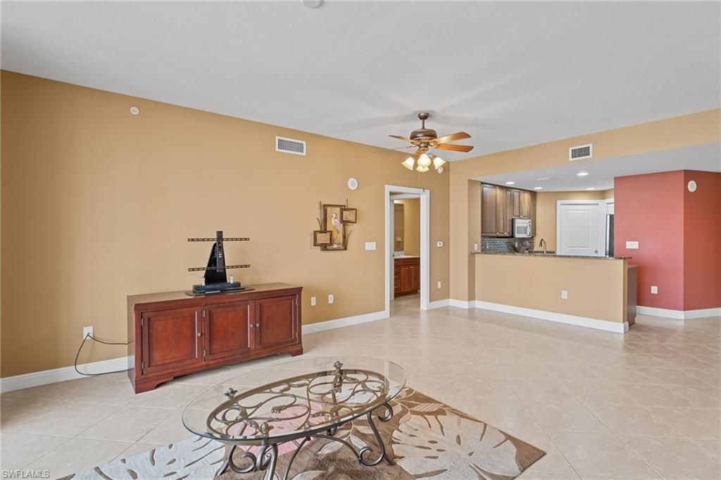 5793 Cape Harbour Dr, Unit 615, Cape Coral, FL 33914 Photo