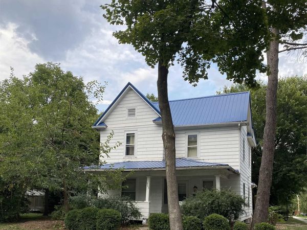 503 S 4Th Street, Fairfield, IA 52556