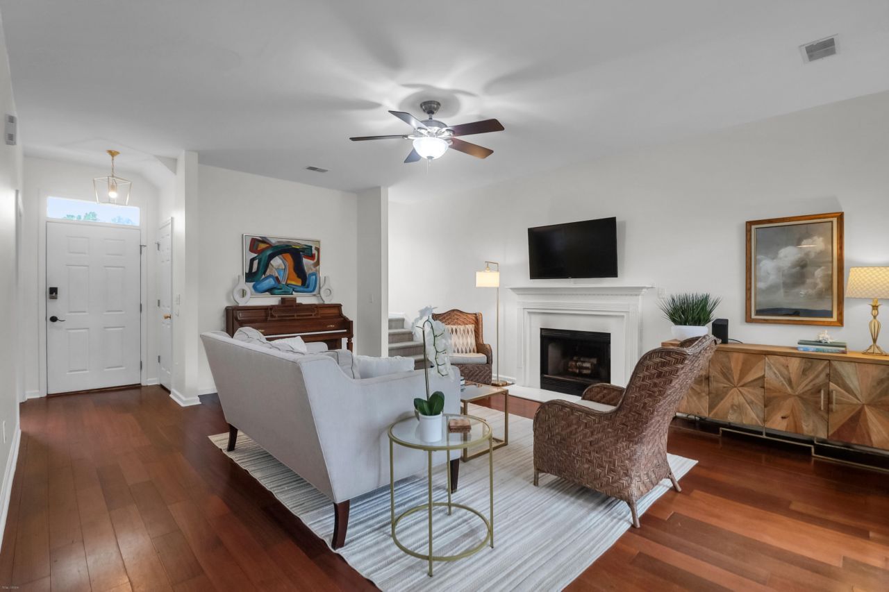 2481 Fulford Court Photo 13