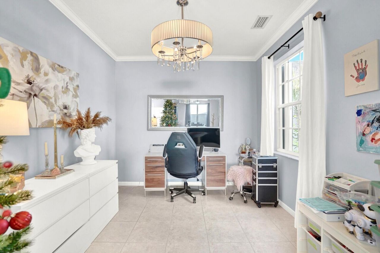 130 Canterbury Place, Royal Palm Beach, FL 33414 Photo