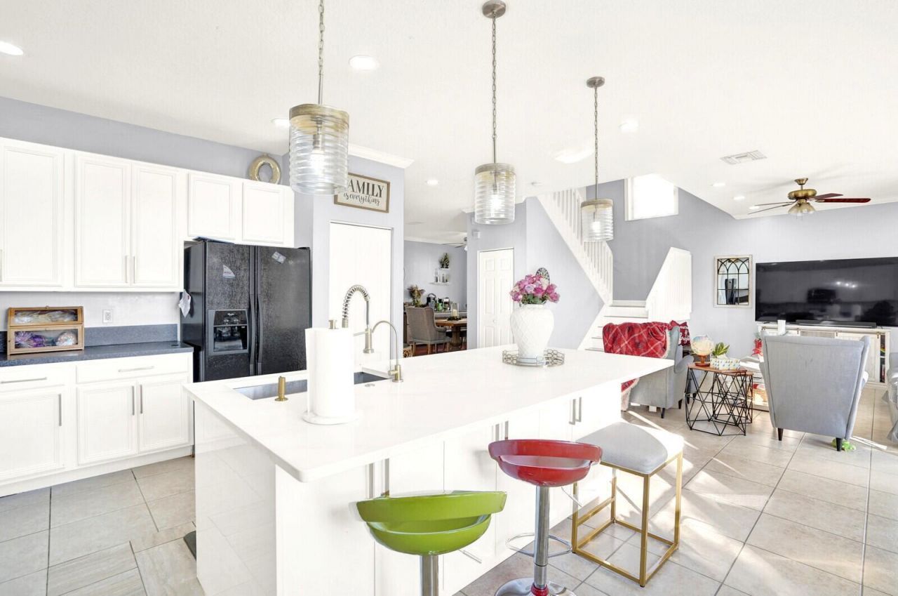 130 Canterbury Place, Royal Palm Beach, FL 33414 Photo