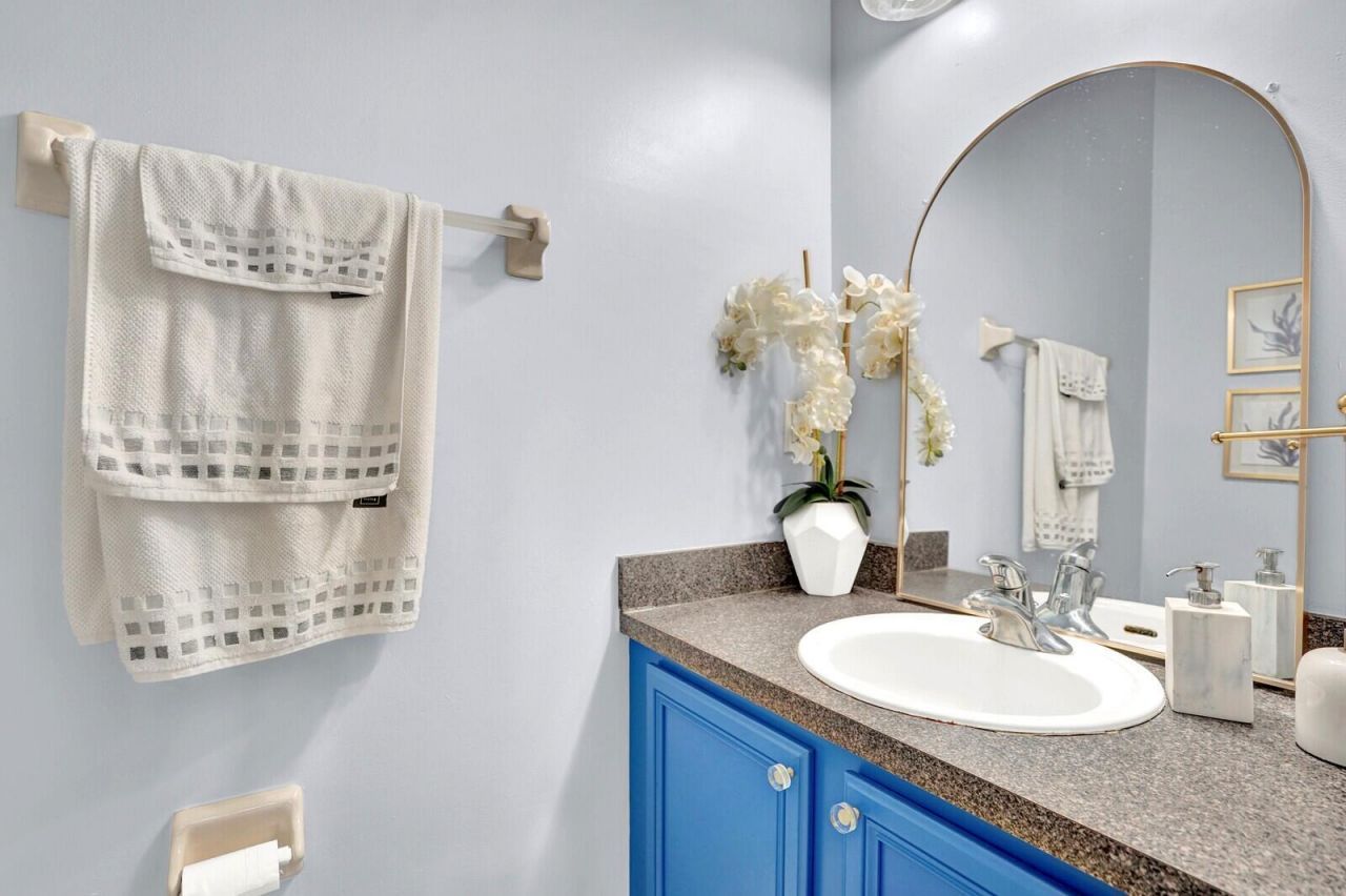 130 Canterbury Place, Royal Palm Beach, FL 33414 Photo