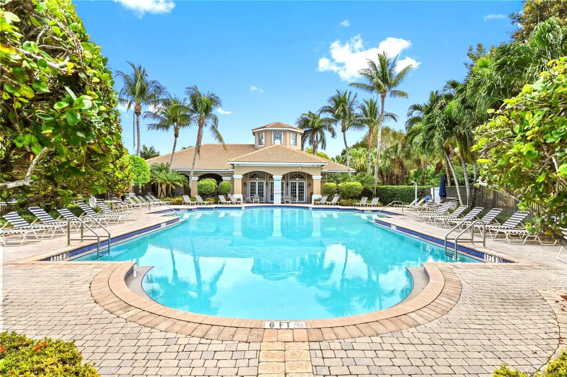 130 Canterbury Place, Royal Palm Beach, FL 33414 Photo