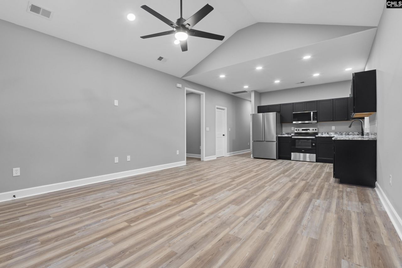 9529 Commonwealth Boulevard Photo 5