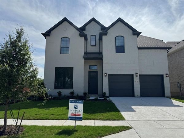 5716 Glynda Drive, North Richland Hills, TX 76180