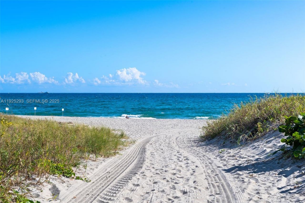 633 NE 21st Avenue, Unit 9B, Deerfield Beach, FL 33441 Photo