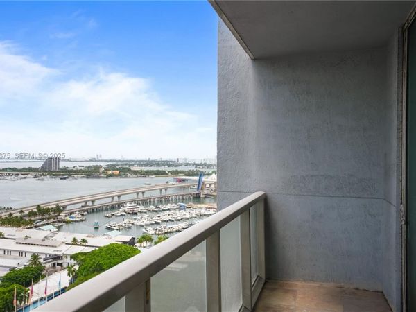 244 Biscayne Blvd, Unit 2306, Miami, FL 33132