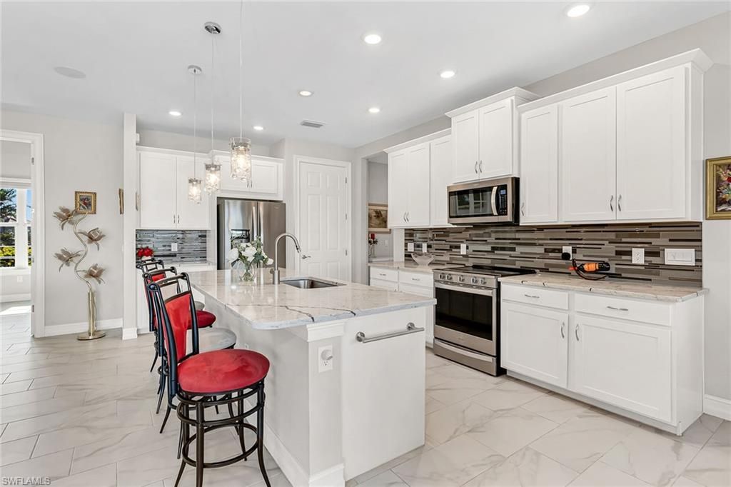 18763 Lake Hammock Dr, Naples, FL 34114 Photo