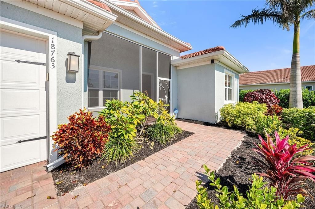 18763 Lake Hammock Dr, Naples, FL 34114 Photo