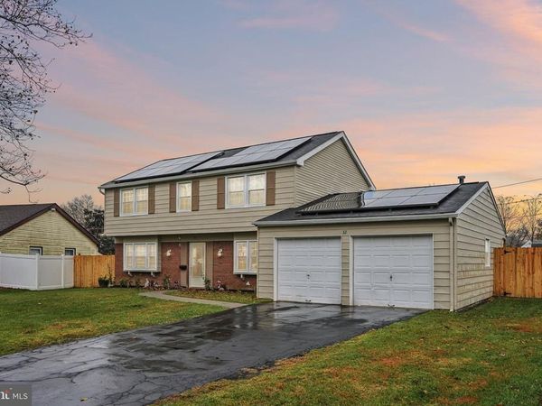 32 EXTON LANE, WILLINGBORO, NJ 08046