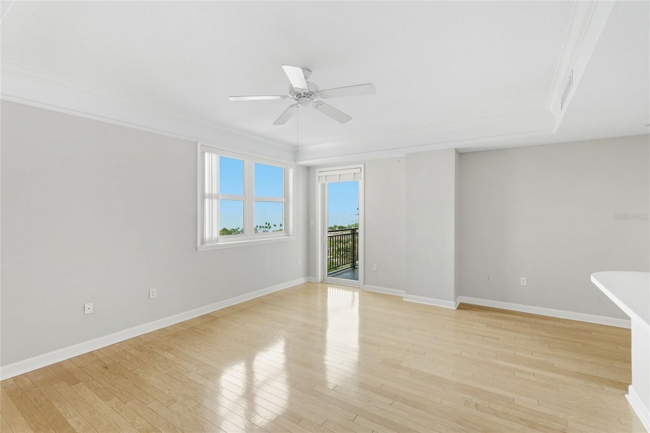 750 N Tamiami Trail, Unit 1007, Sarasota, FL 34236 Photo