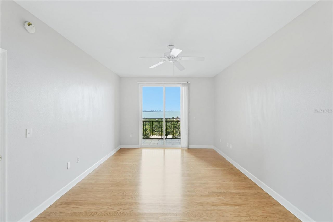 750 N Tamiami Trail, Unit 1007, Sarasota, FL 34236 Photo
