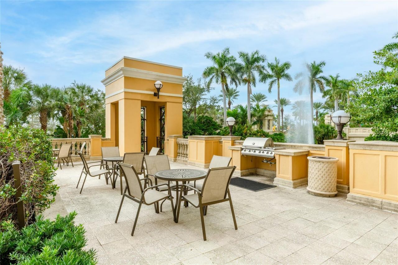 750 N Tamiami Trail, Unit 1007, Sarasota, FL 34236 Photo