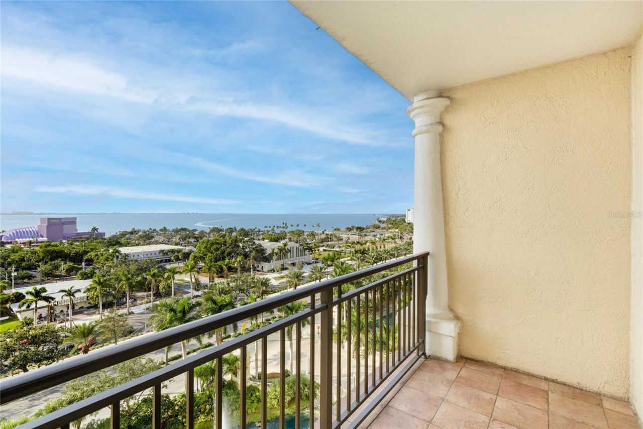 750 N Tamiami Trail, Unit 1007, Sarasota, FL 34236 Photo