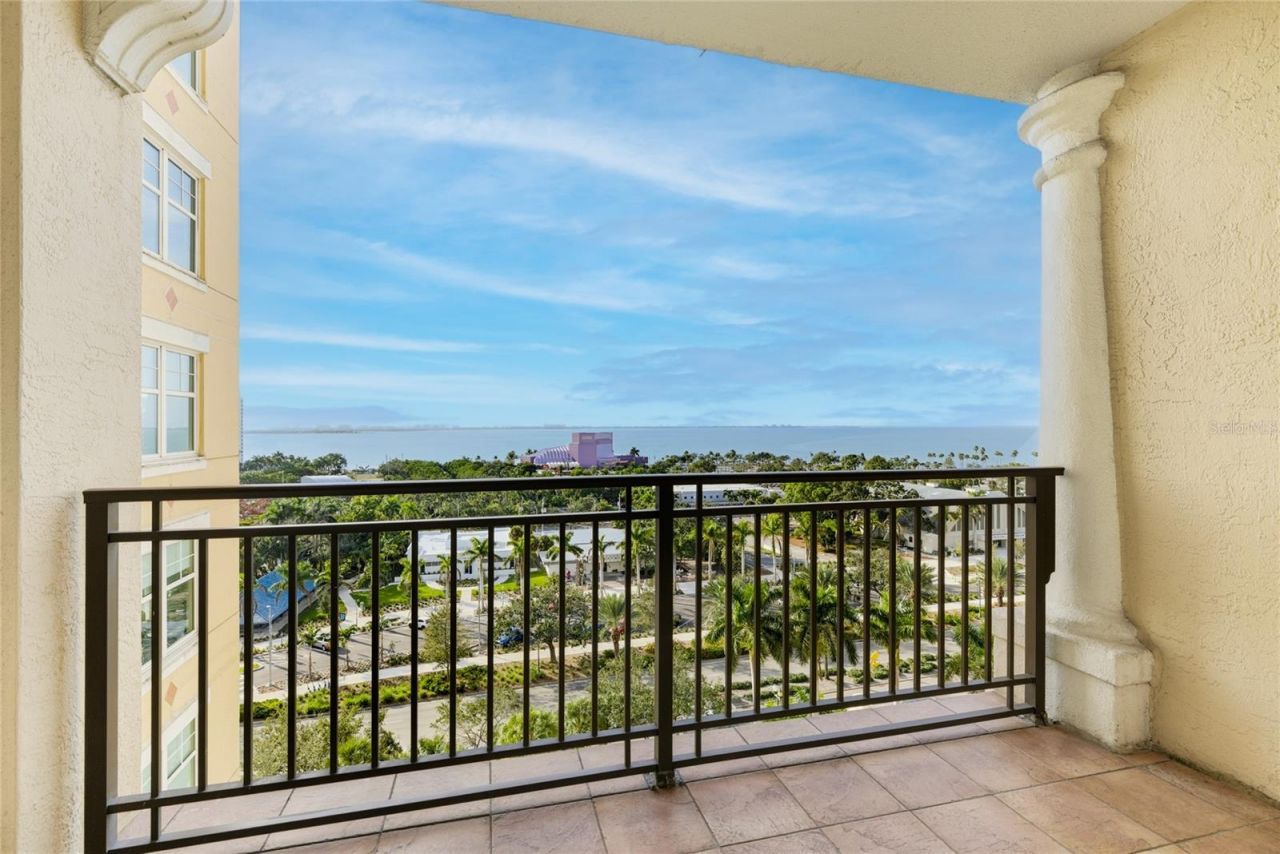 750 N Tamiami Trail, Unit 1007, Sarasota, FL 34236 Photo