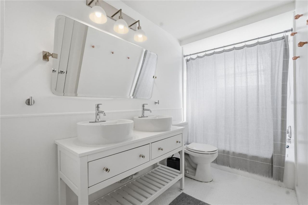 5510 Venetian Boulevard Ne, Saint Petersburg, FL 33703 Photo