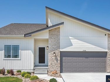 11154 Reynolds Street, Omaha, NE 68142