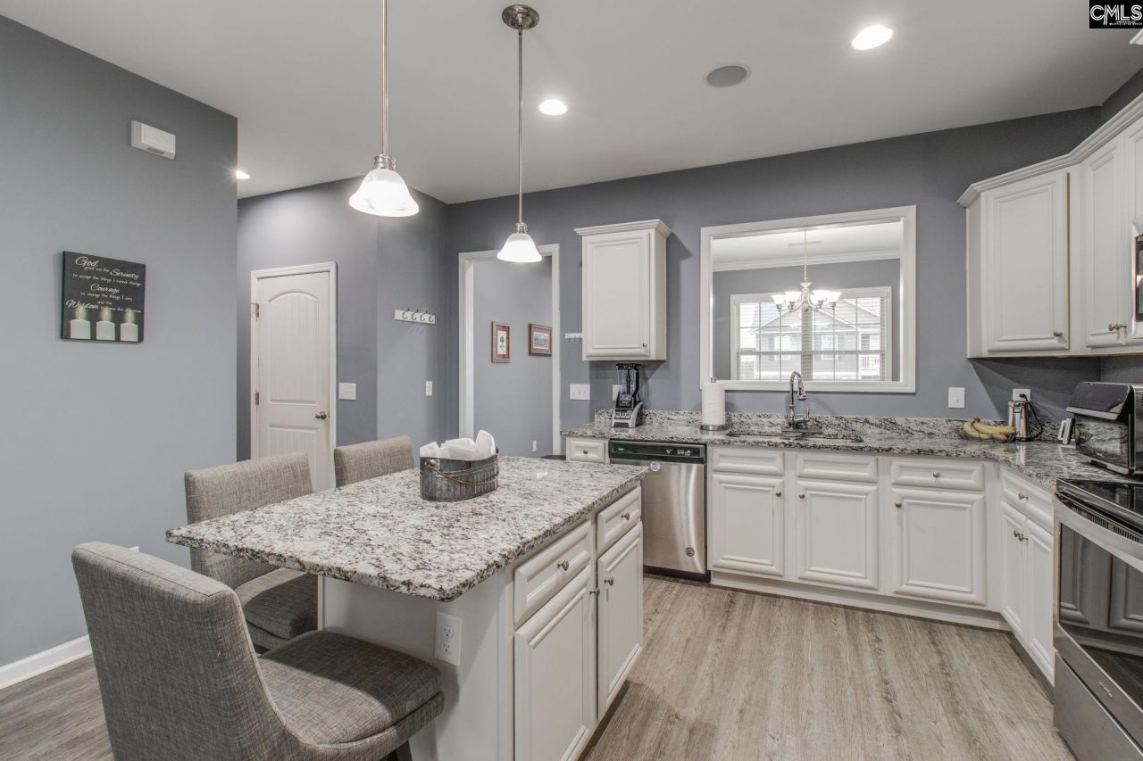 220 Cassique Drive Photo 10