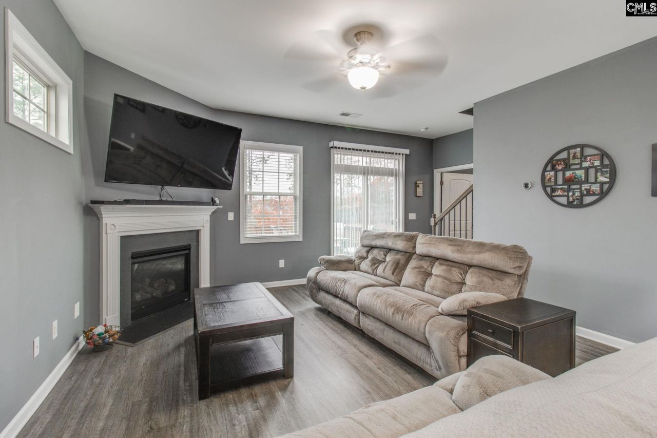 220 Cassique Drive Photo 13