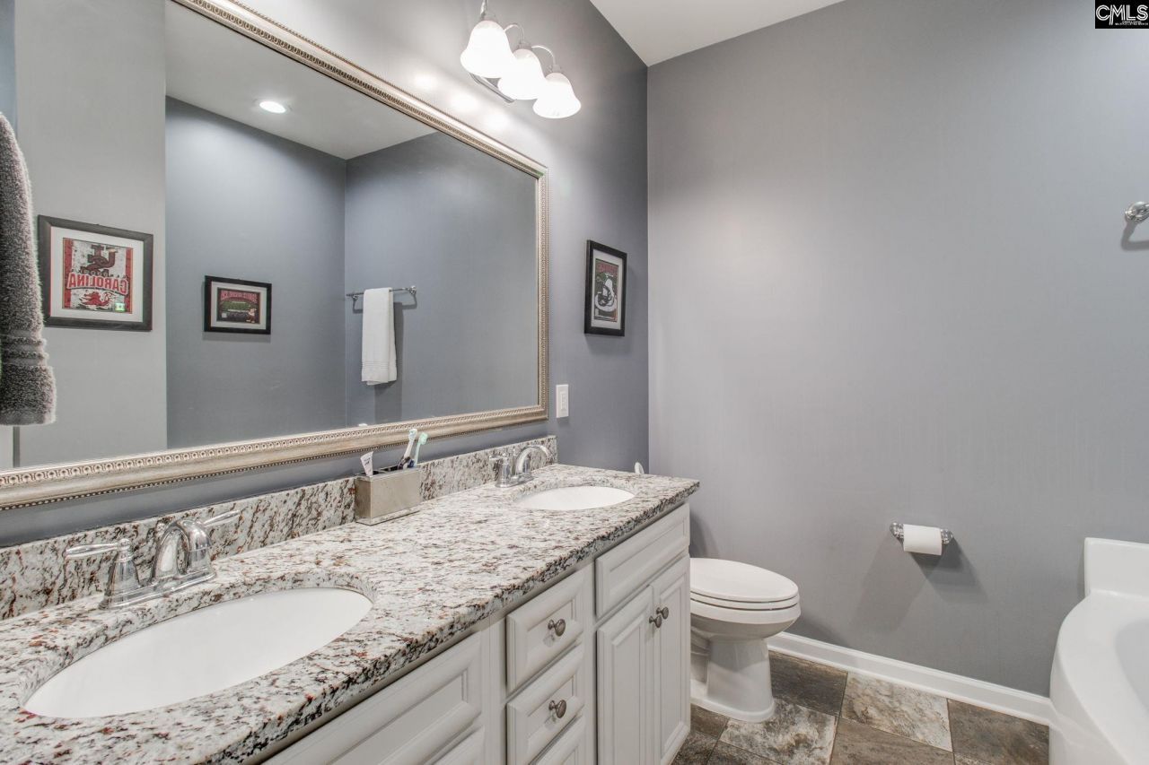 220 Cassique Drive Photo 19