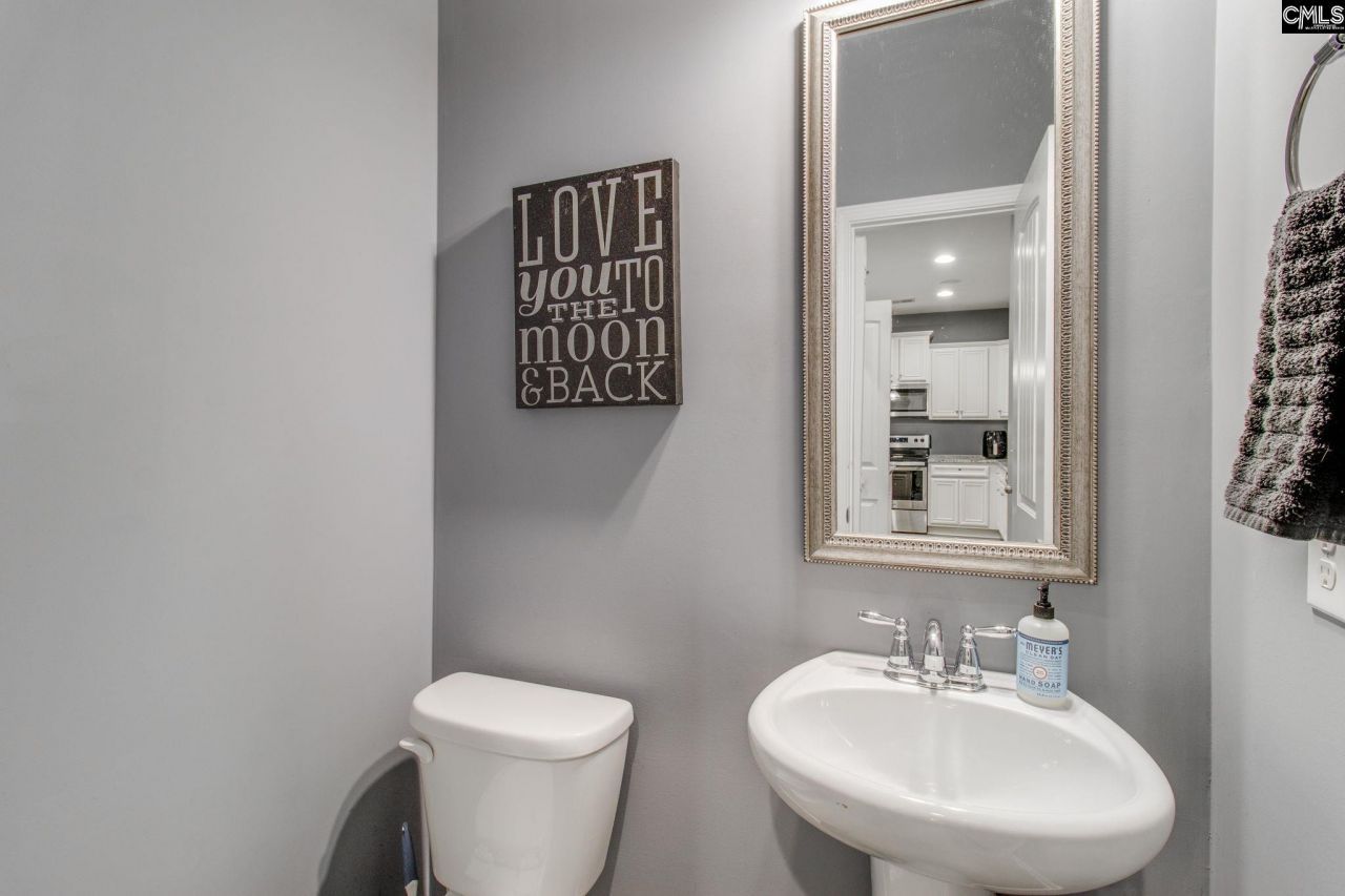 220 Cassique Drive Photo 22