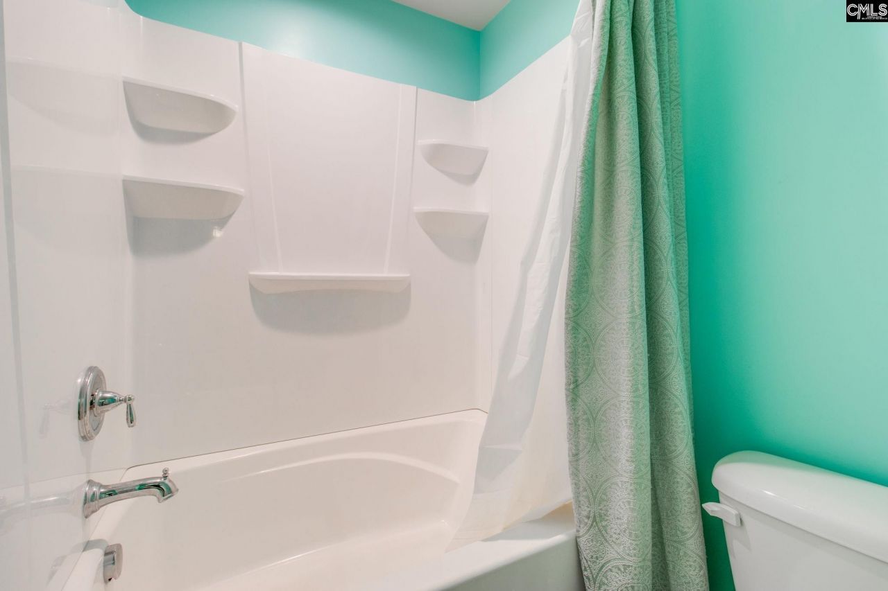 220 Cassique Drive Photo 33