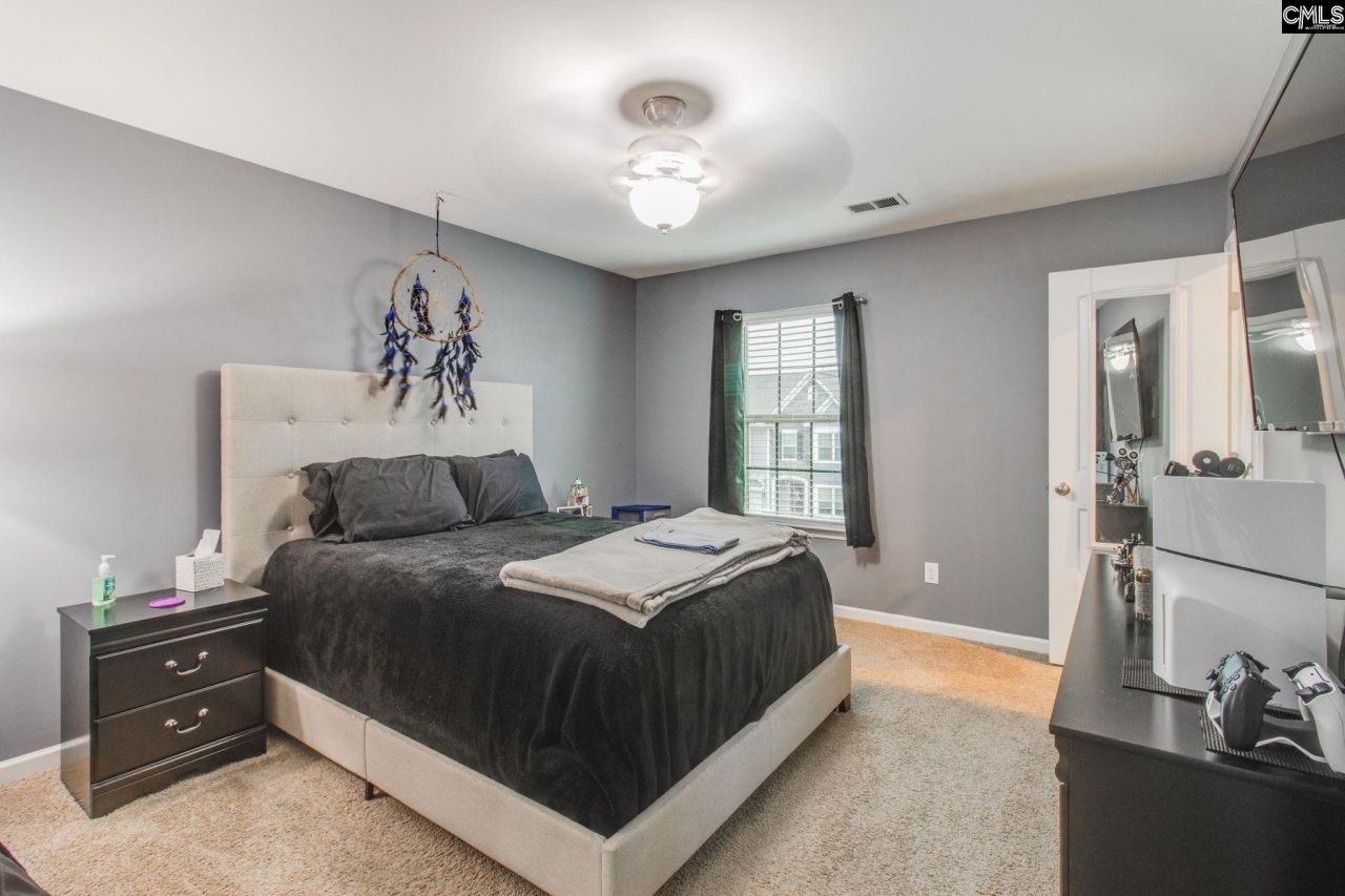 220 Cassique Drive Photo 34