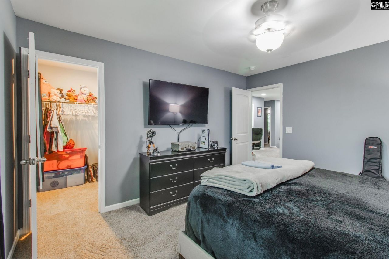 220 Cassique Drive Photo 35