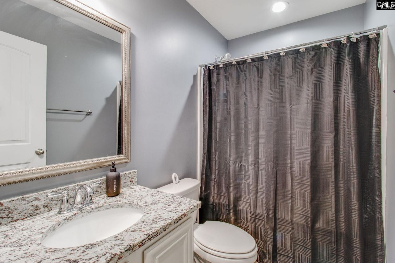 220 Cassique Drive Photo 38