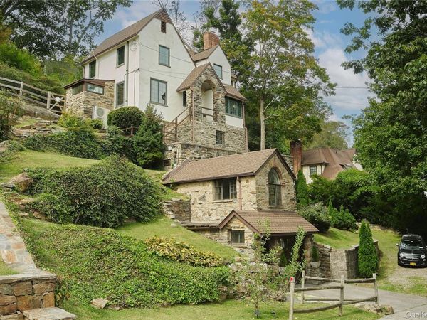 7 Avondale Road, Yonkers, NY 10710