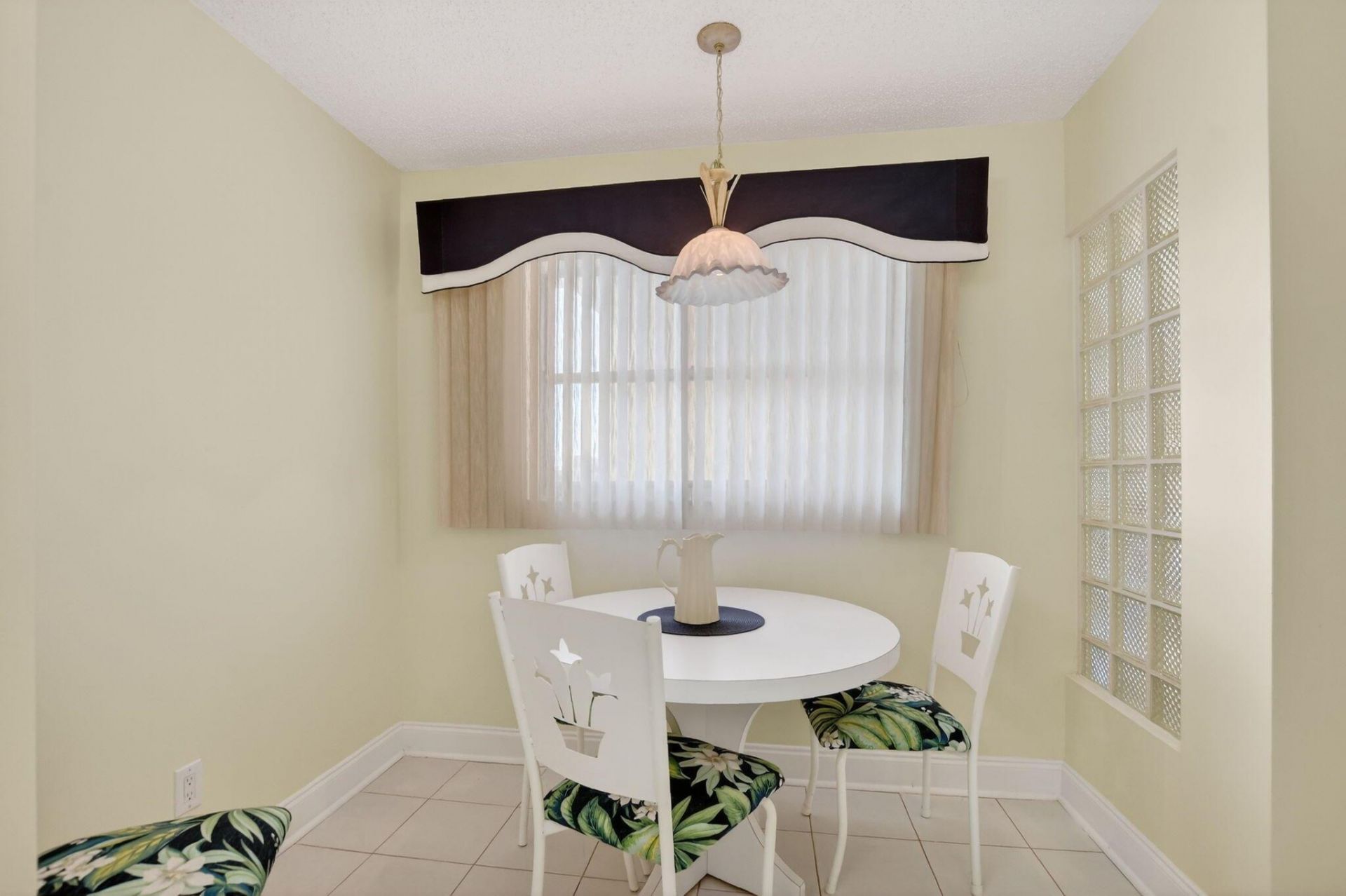 23249 Barwood Lane N, Unit 405, Boca Raton, FL 33428 Photo