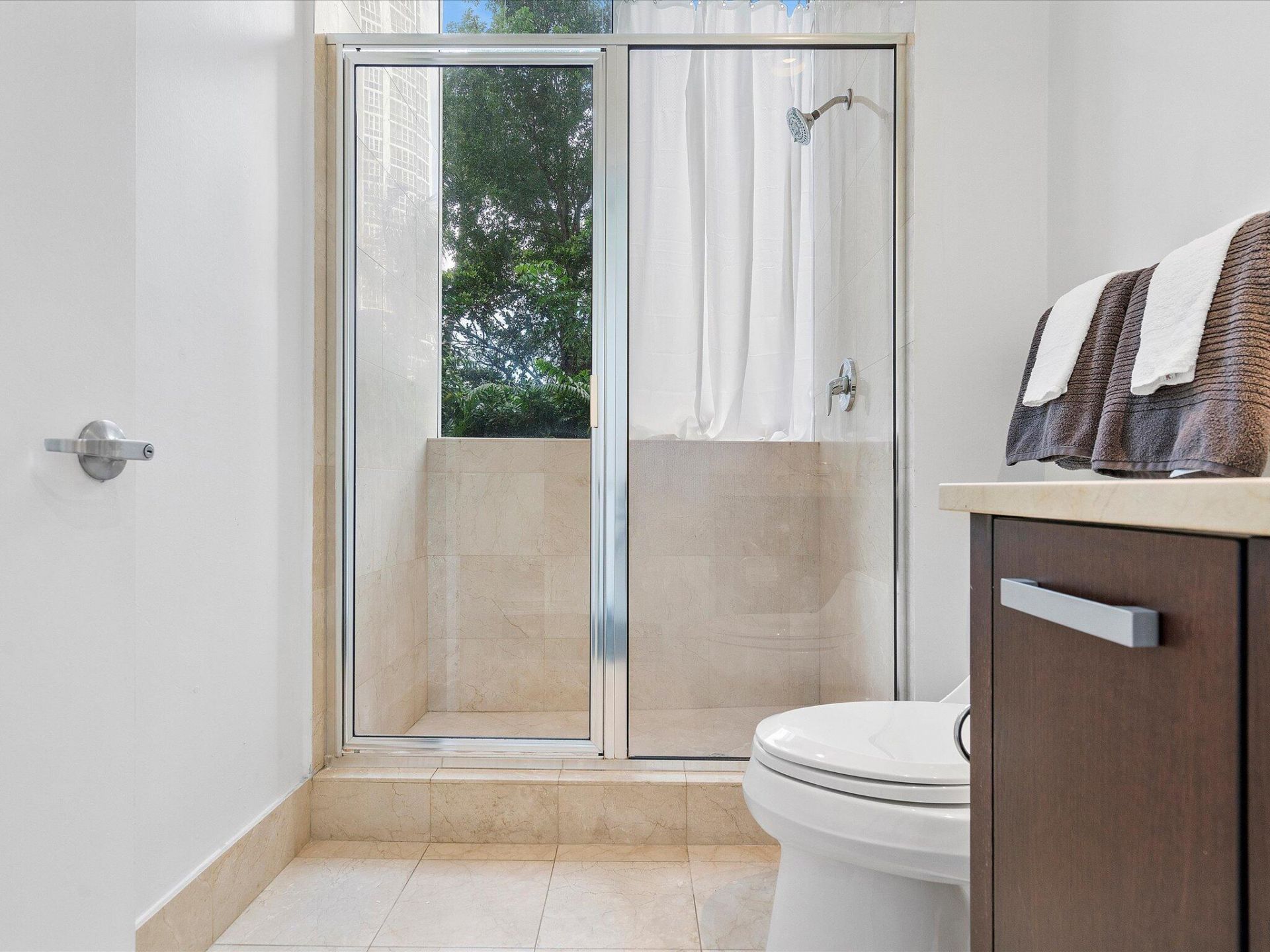 18101 Collins Avenue, Unit 401, Sunny Isles Beach, FL 33160 Photo