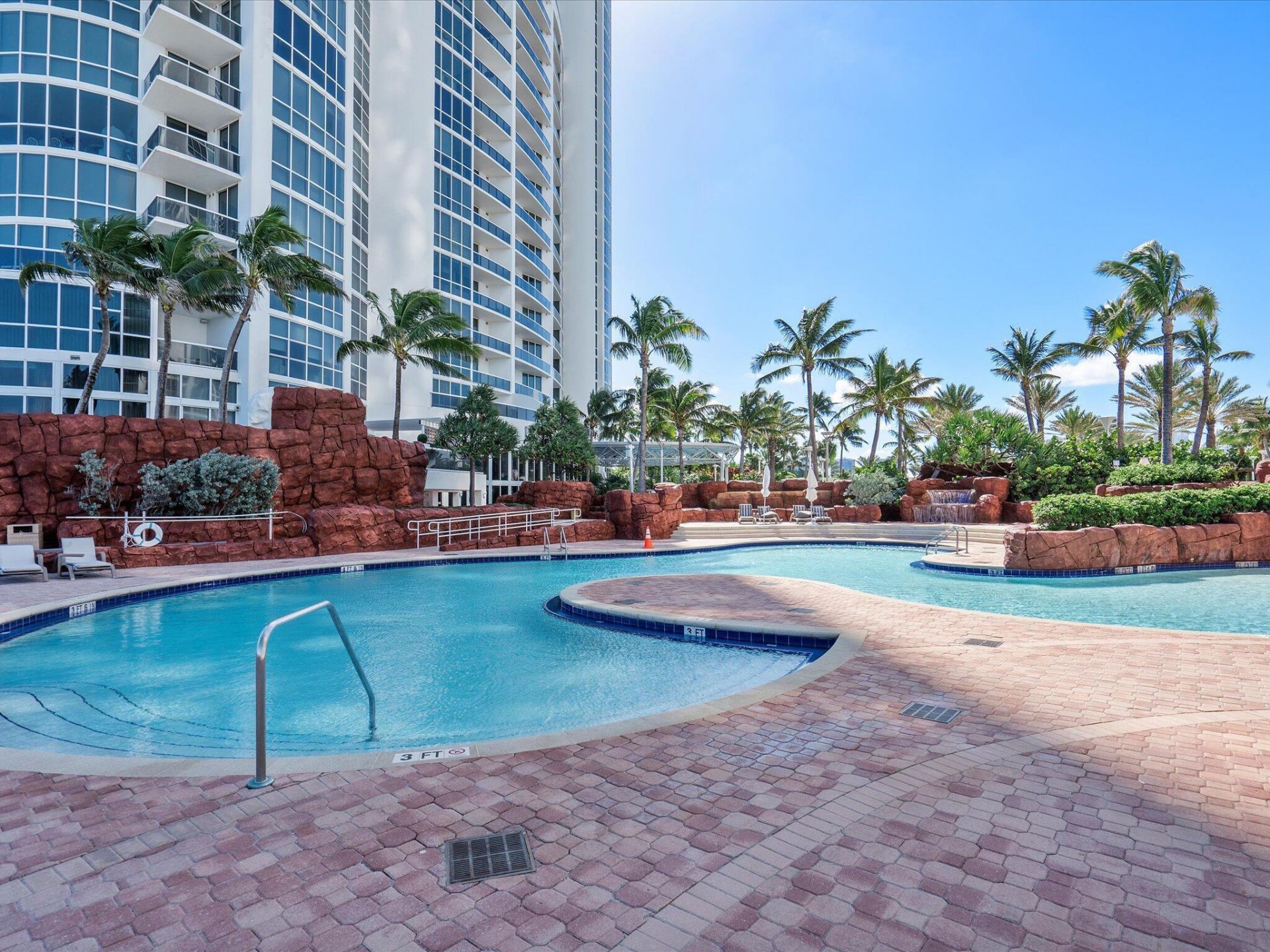 18101 Collins Avenue, Unit 401, Sunny Isles Beach, FL 33160 Photo