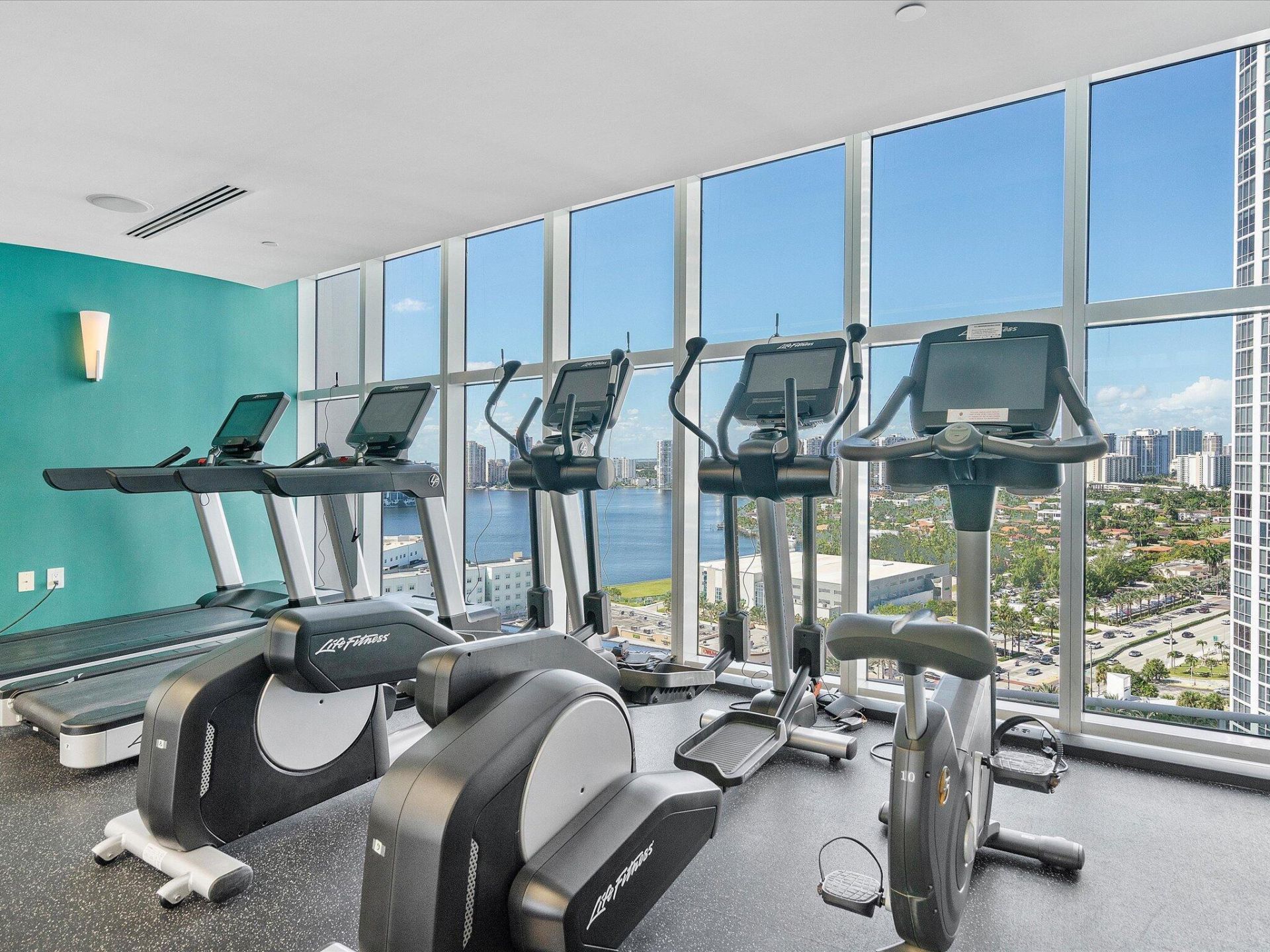 18101 Collins Avenue, Unit 401, Sunny Isles Beach, FL 33160 Photo