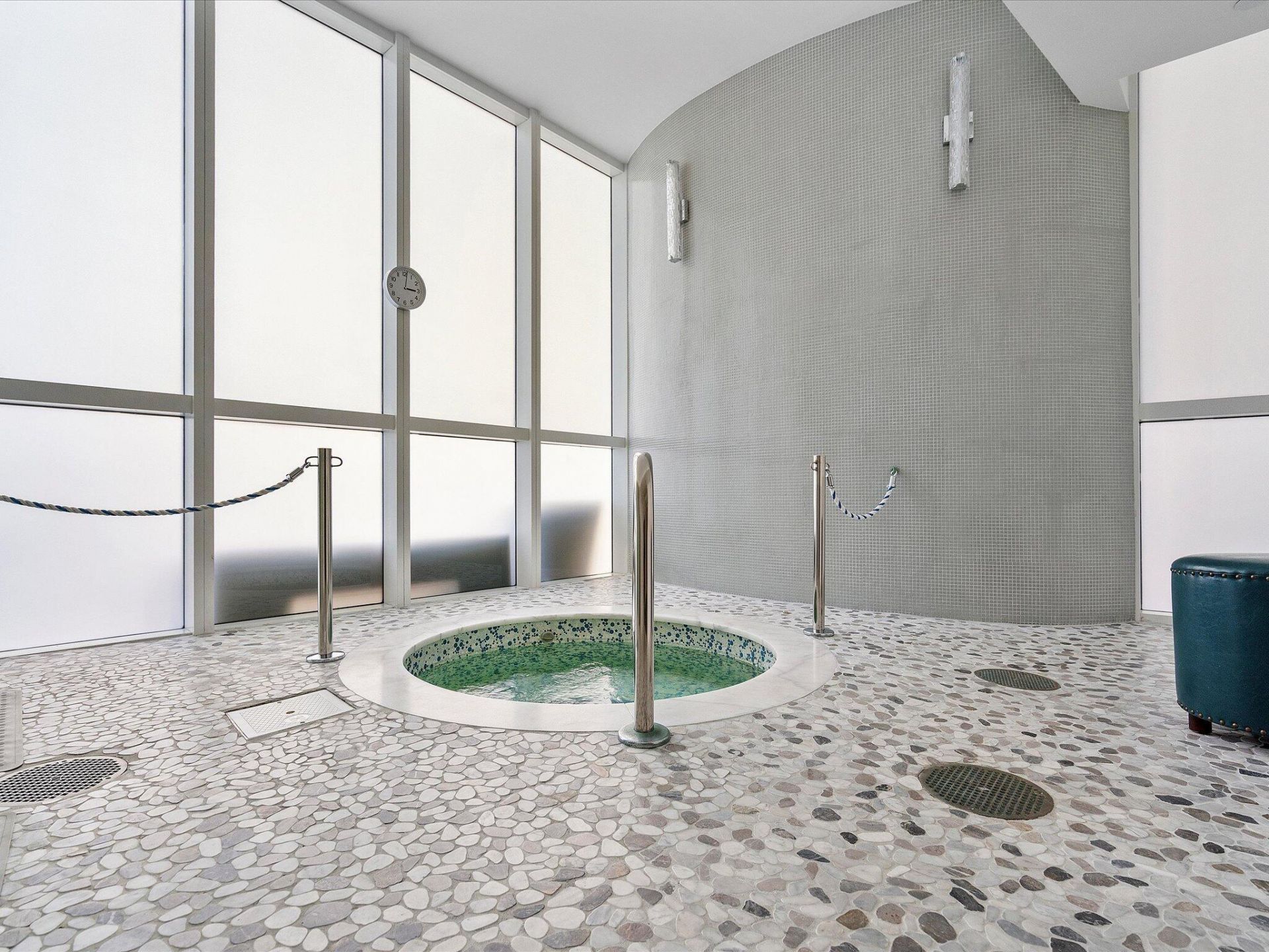 18101 Collins Avenue, Unit 401, Sunny Isles Beach, FL 33160 Photo