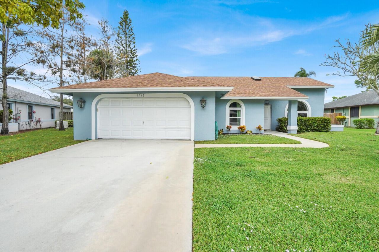 1068 Northumberland Court, Wellington, FL 33414 Photo